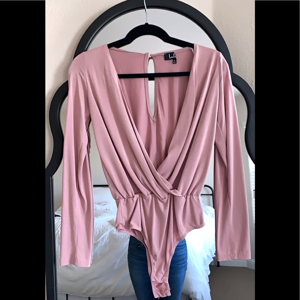 🆕 lulu’s dusty rose body suit